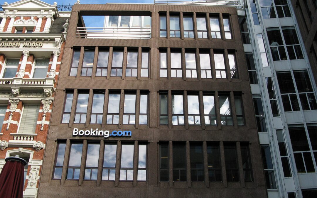 Travel Booking Apps: Trivago, Booking.com and More in 2026